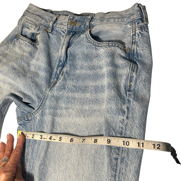 American Eagle Busted Knee High Waist Straight Leg Ankle Jeans Sz 6 - Picture 14 of 16